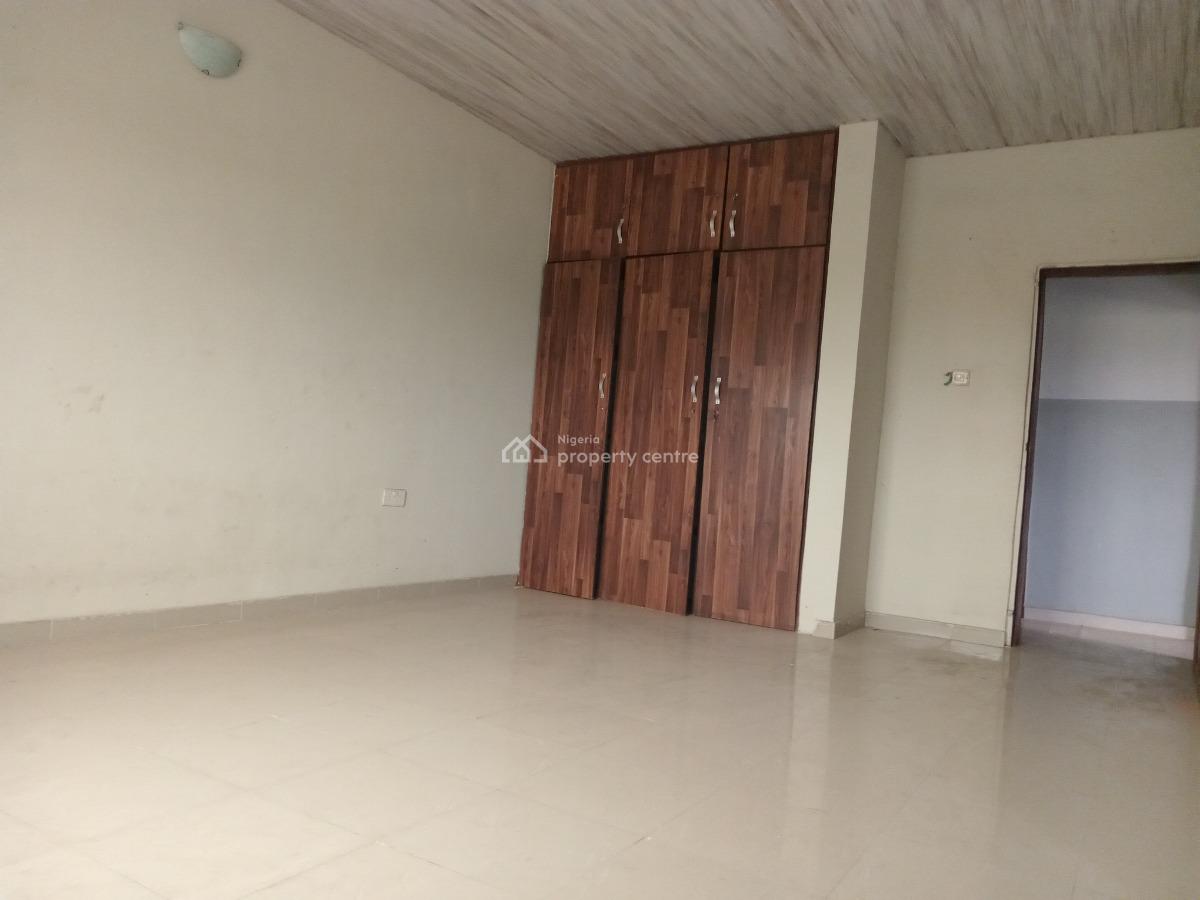 Spacious 3bedroom Flat Upstairs, Ogombo, Ajah, Lagos, Flat / Apartment for Rent