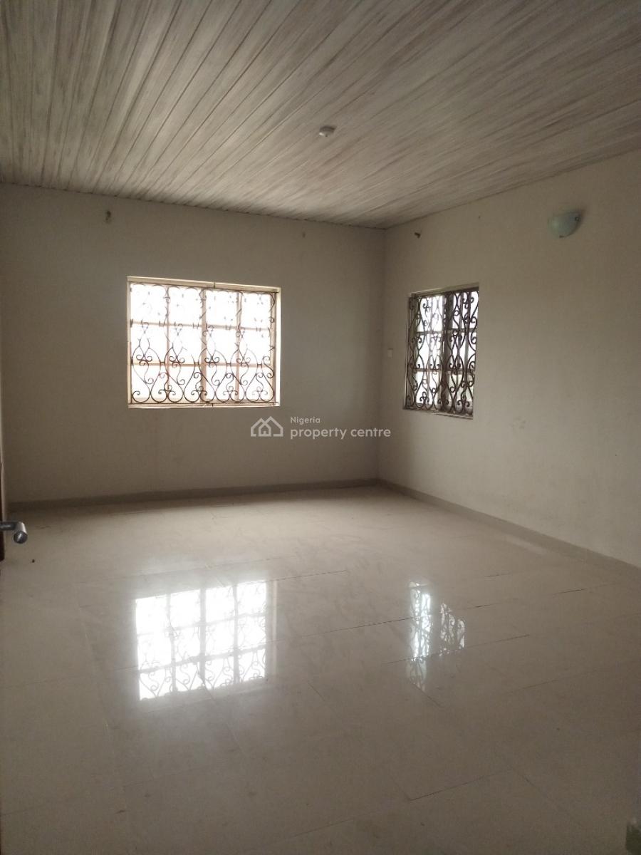 Spacious 3bedroom Flat Upstairs, Ogombo, Ajah, Lagos, Flat / Apartment for Rent