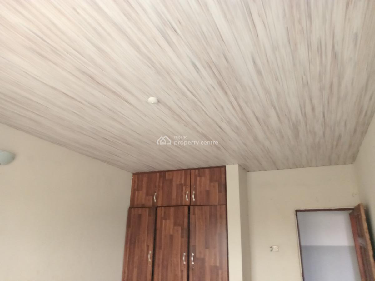 Spacious 3bedroom Flat Upstairs, Ogombo, Ajah, Lagos, Flat / Apartment for Rent