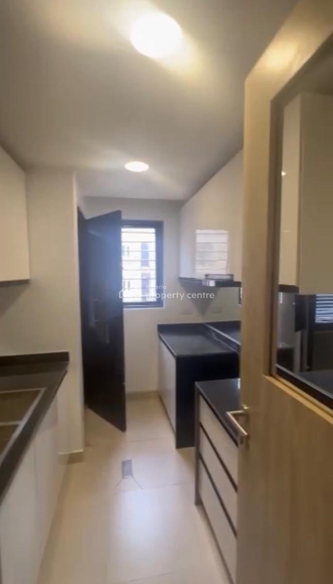Newly Built Executive Standard 3bedroom, Akoka, Yaba, Lagos, Flat / Apartment for Rent
