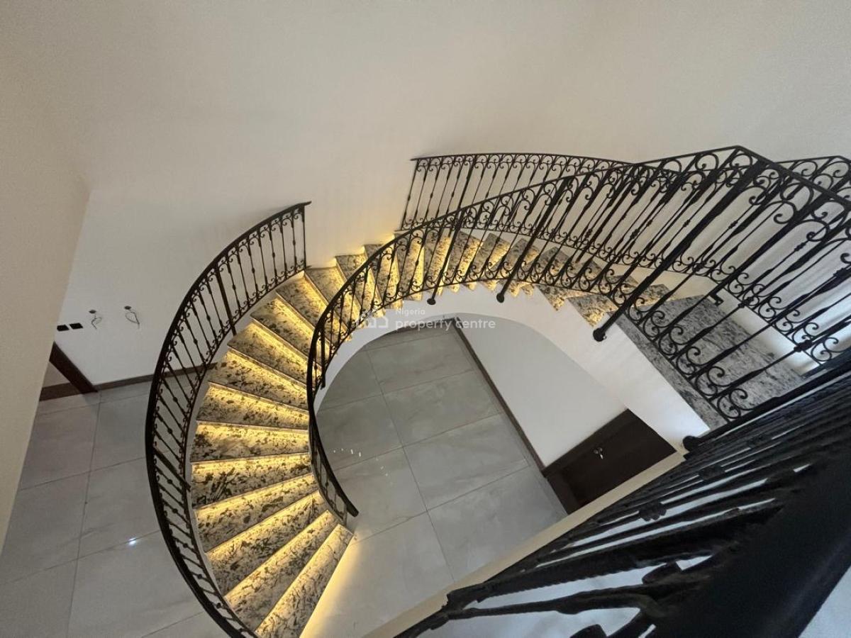 5-bedroom Waterfront Maisonnette Penthouse + 2 Bqs, Queens Drive, Ikoyi, Lagos, House for Sale