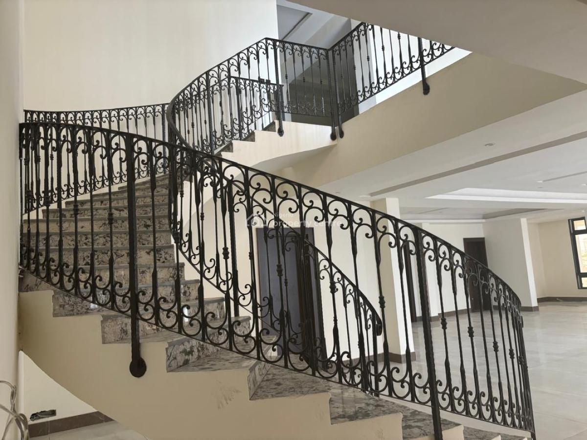 5-bedroom Waterfront Maisonnette Penthouse + 2 Bqs, Queens Drive, Ikoyi, Lagos, House for Sale