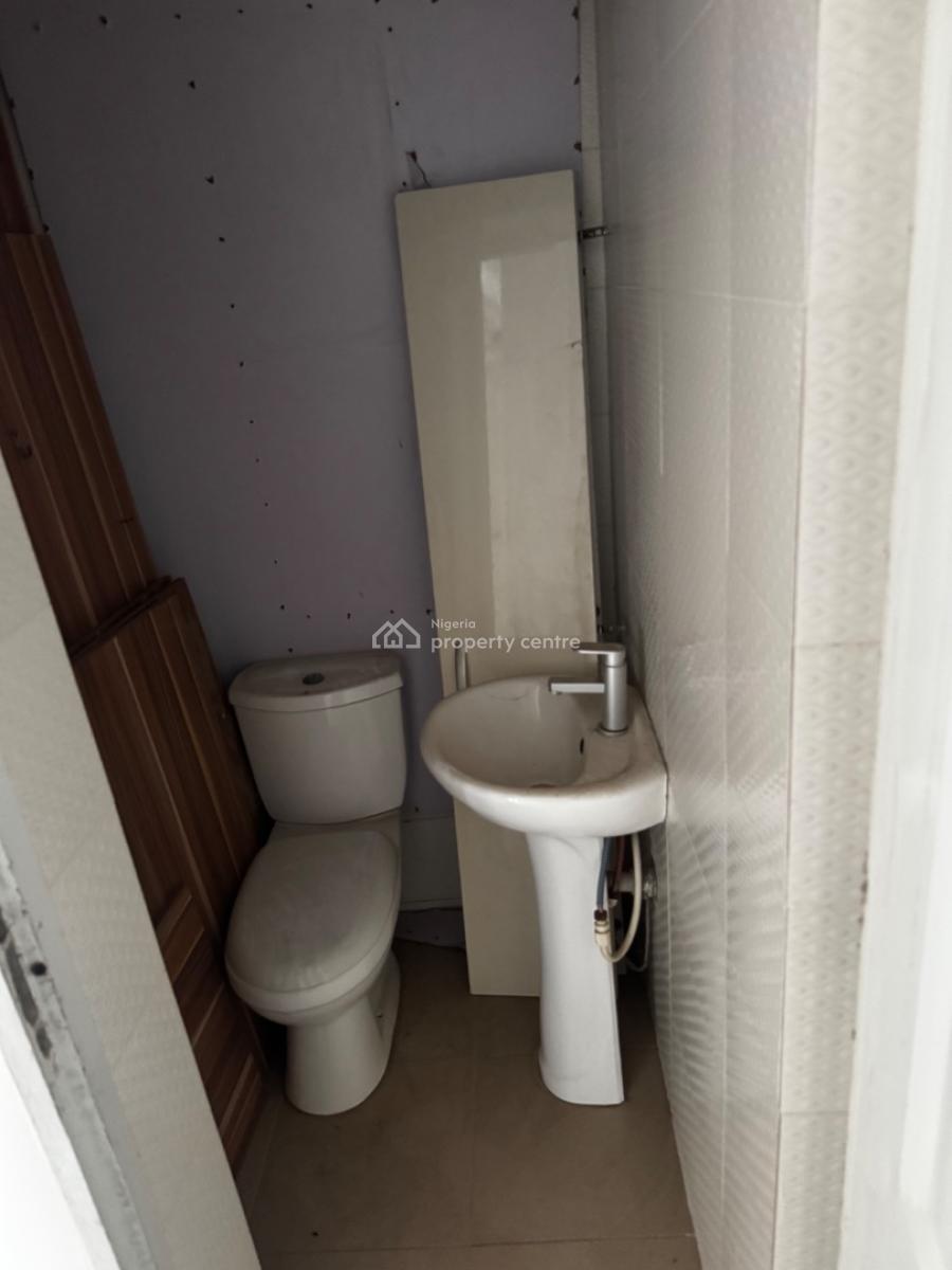 Newly Renovated 2-bedroom Apartment, Sangotedo, Ajah, Lagos, Flat / Apartment for Rent