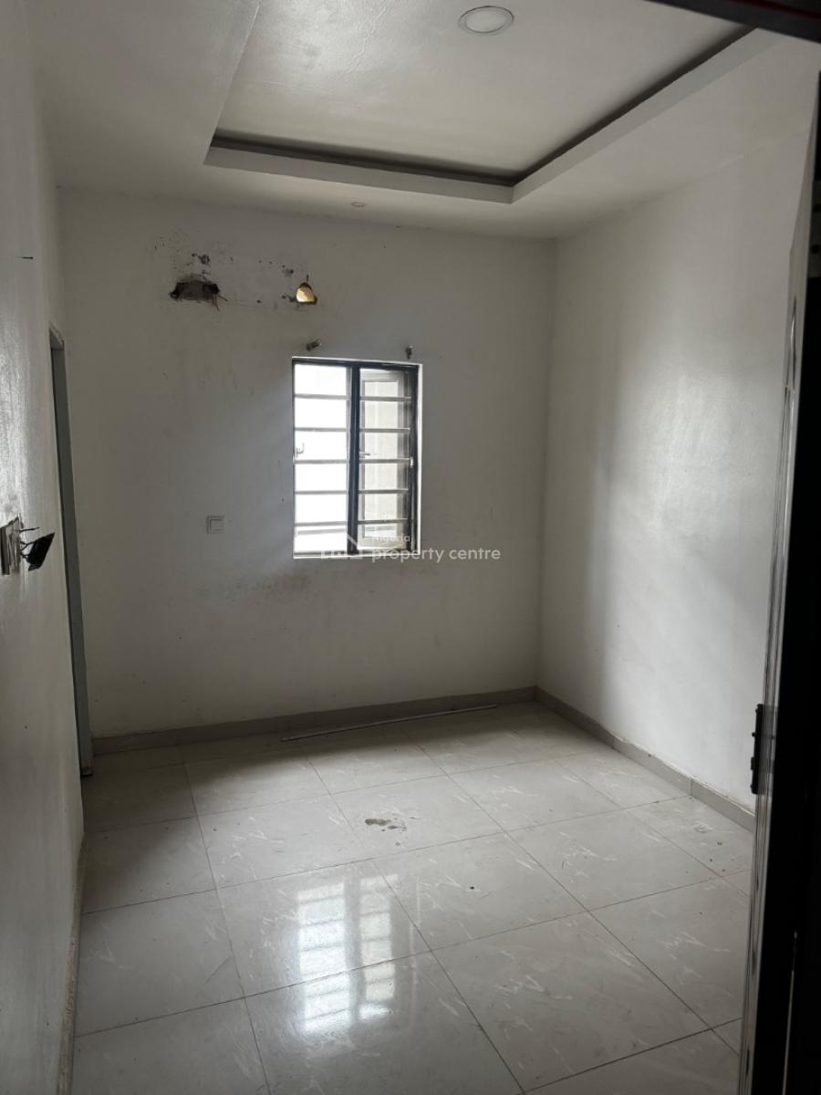 Newly Renovated 2-bedroom Apartment, Sangotedo, Ajah, Lagos, Flat / Apartment for Rent