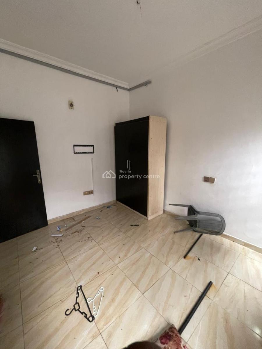 3 Bedroom Flat Apartment in a Serene Environment of Magodo Phase 2 Gra, Magodo Gra Phase 2, Gra Phase 2, Magodo, Lagos, Flat / Apartment for Rent