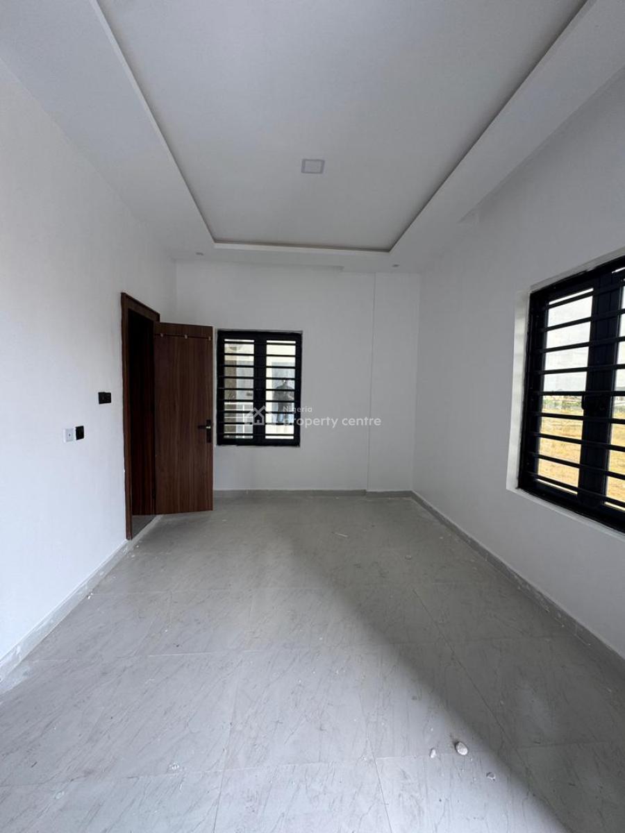 Luxury 2 Bedroom Apartment with Spacious Ensuite Rooms, Orchid Road, Lekki, Lagos, Flat / Apartment for Sale