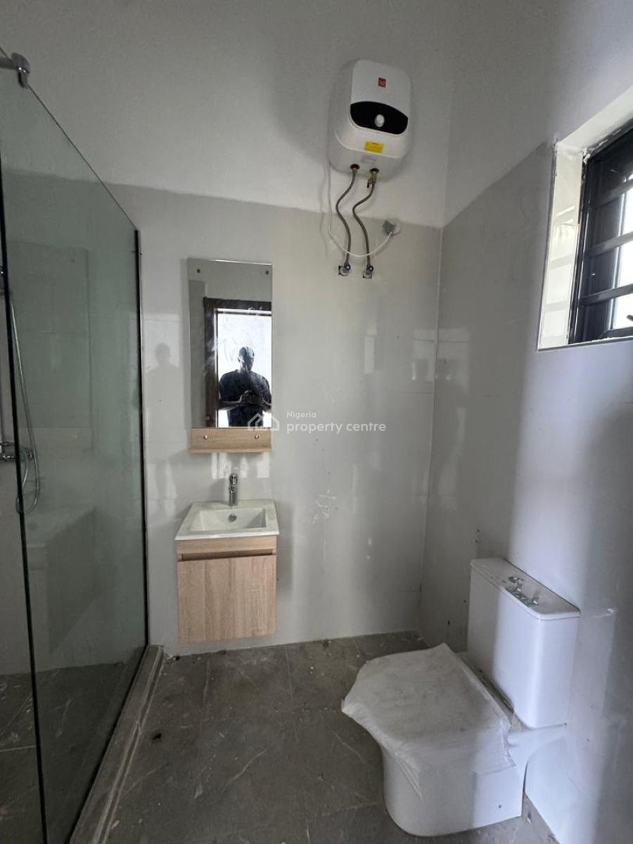 Luxury 2 Bedroom Apartment with Spacious Ensuite Rooms, Orchid Road, Lekki, Lagos, Flat / Apartment for Sale