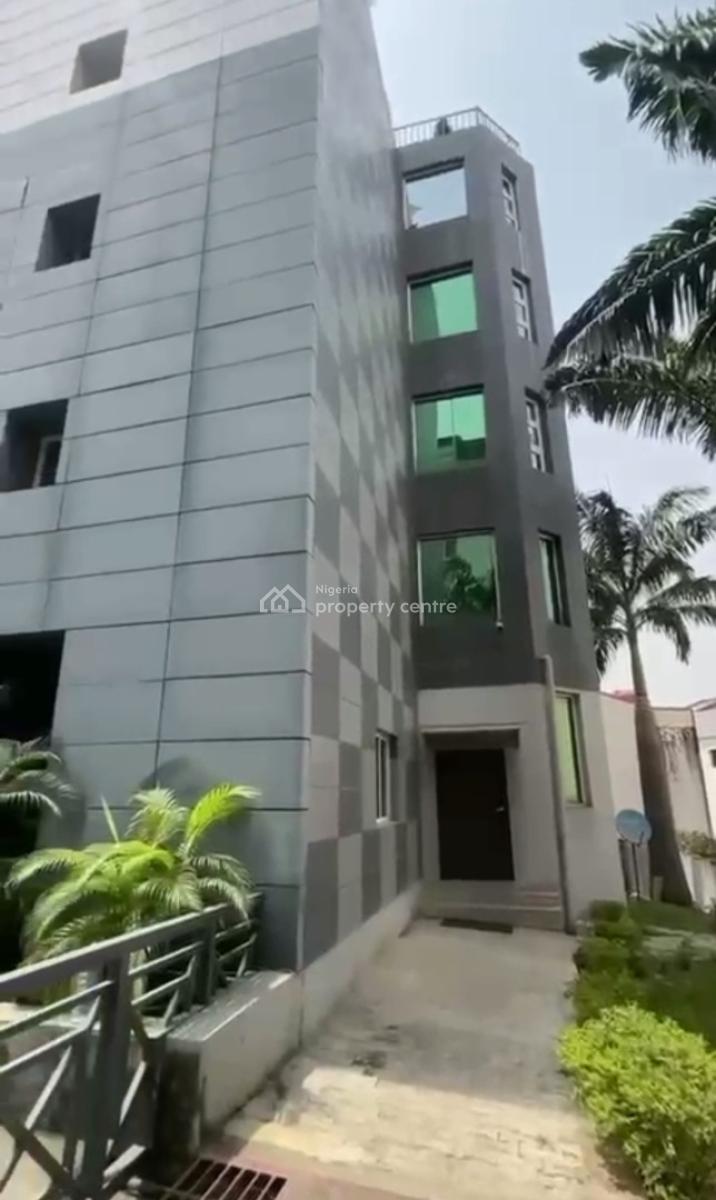 130 Rooms Well Finished Luxury Hotel, Zone 4, Wuse, Abuja, Hotel / Guest House for Sale