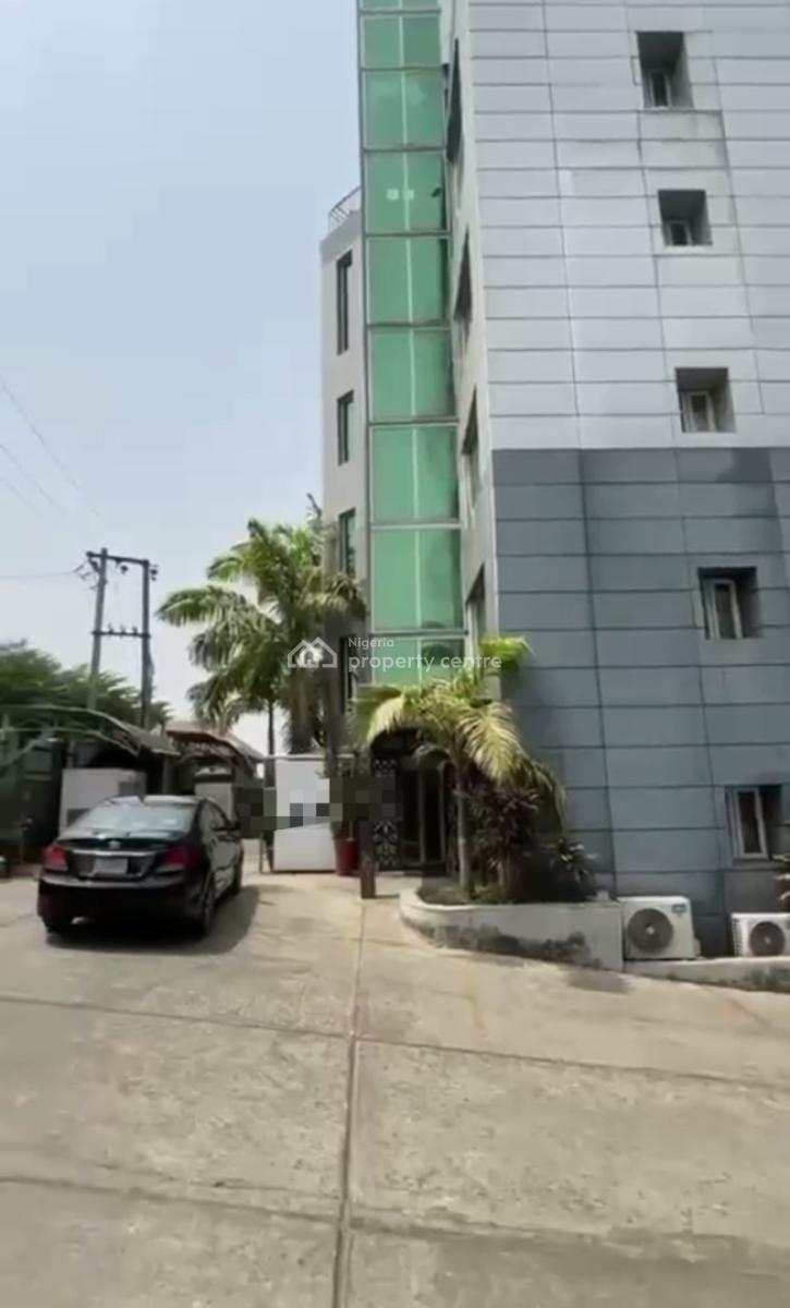 130 Rooms Well Finished Luxury Hotel, Zone 4, Wuse, Abuja, Hotel / Guest House for Sale