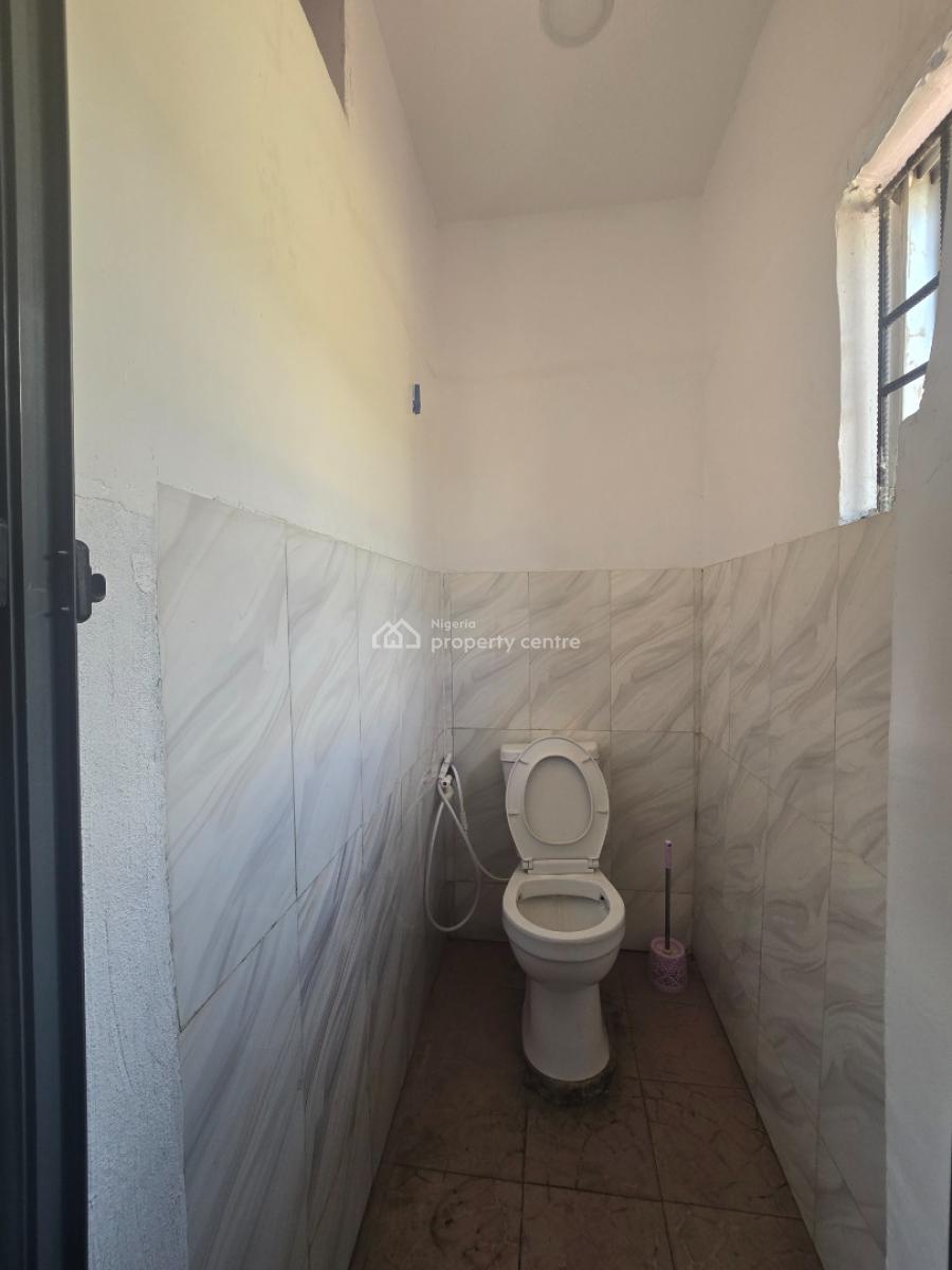 Restaurant, Ajah, Lagos, Restaurant / Bar for Sale