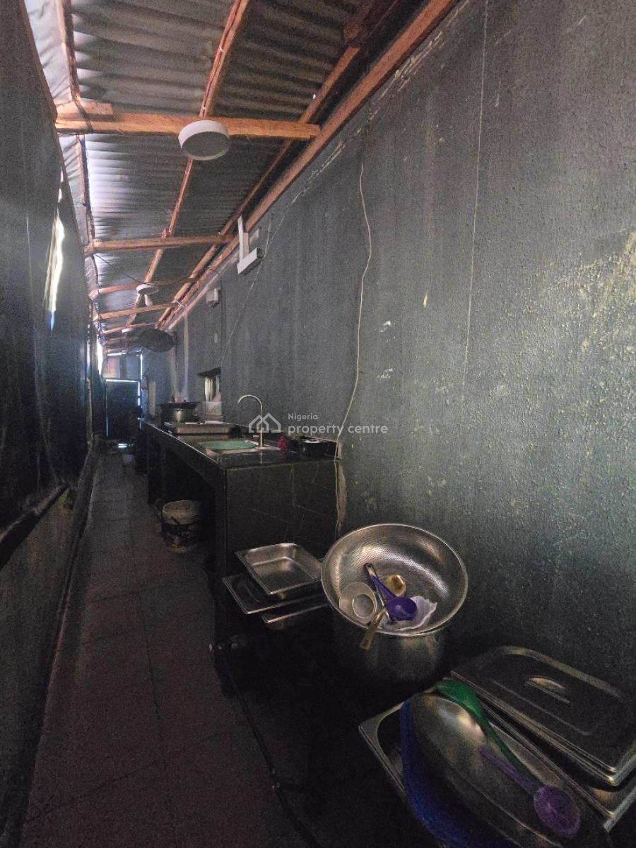 Restaurant, Ajah, Lagos, Restaurant / Bar for Sale
