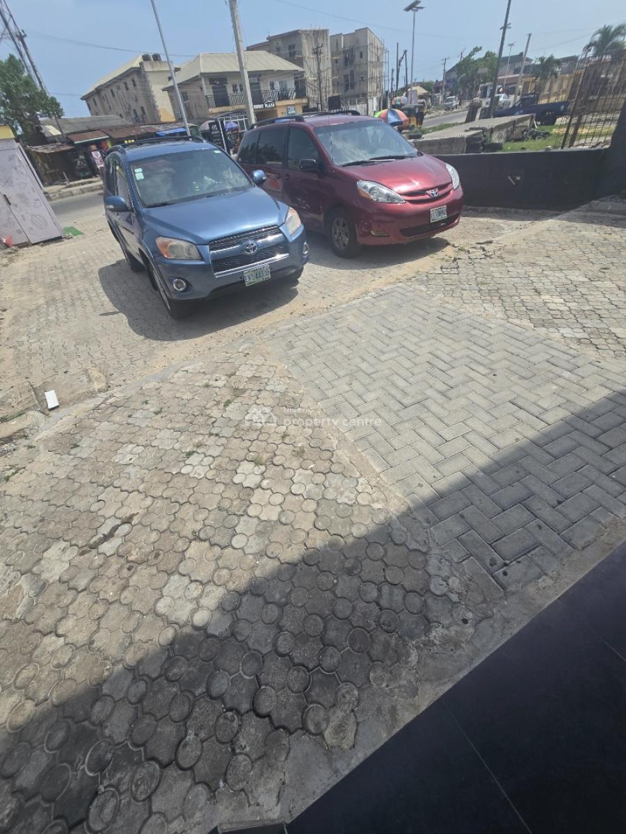 Restaurant, Ajah, Lagos, Restaurant / Bar for Sale