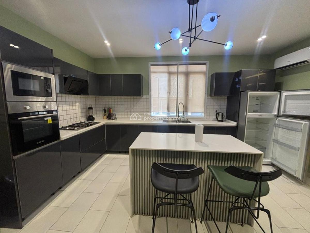 Neatly Furnished 3bed with Pool, Palace Road, Oniru, Victoria Island (vi), Lagos, Flat / Apartment Short Let