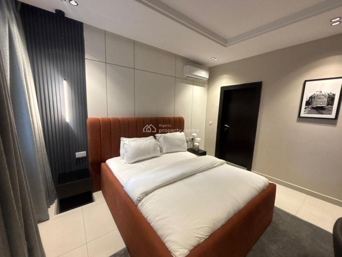 Neatly Furnished 3bed with Pool, Palace Road, Oniru, Victoria Island (vi), Lagos, Flat / Apartment Short Let