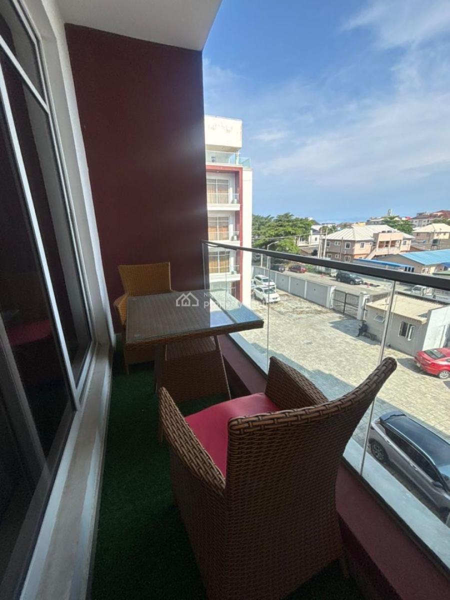 Neatly Furnished 3bed with Pool, Palace Road, Oniru, Victoria Island (vi), Lagos, Flat / Apartment Short Let