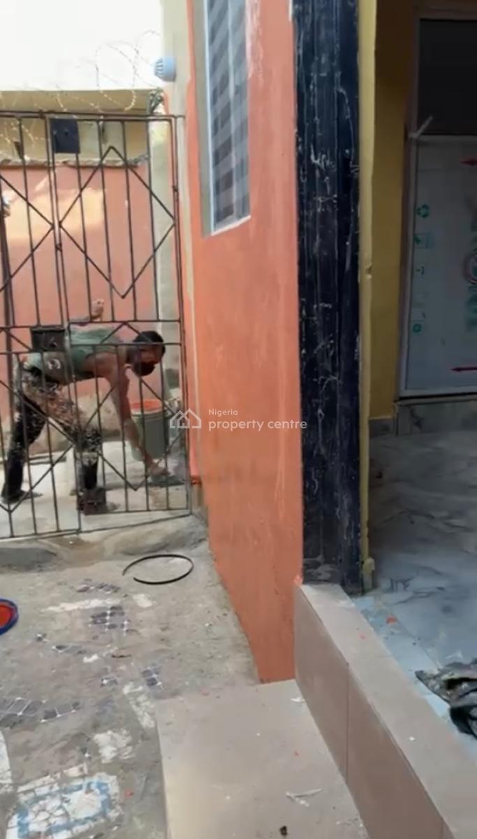 Rooomself Contain, Adeniyi Jones Ikeja Lagos, Alausa, Ikeja, Lagos, Self Contain (single Rooms) for Rent