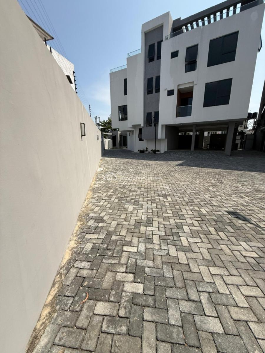 4 Bedroom House, Off Admiralty, Lekki Phase 1, Lekki, Lagos, House for Sale