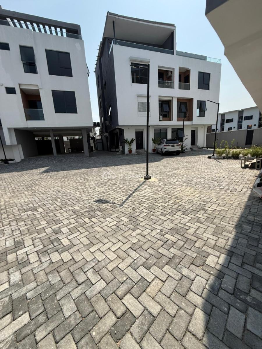 4 Bedroom House, Off Admiralty, Lekki Phase 1, Lekki, Lagos, House for Sale