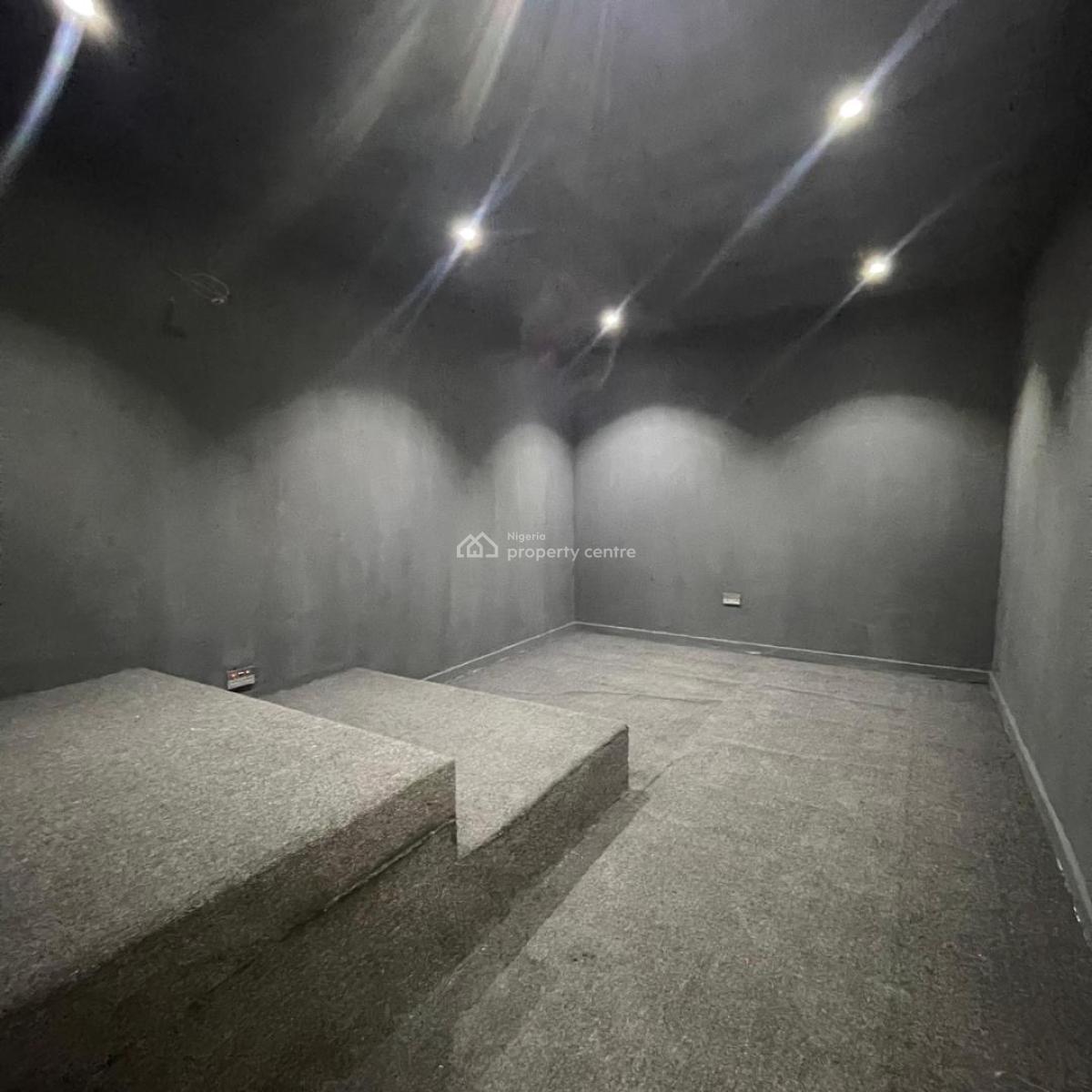 Standard 5 Bedroom Fully Detached Home, Ikota, Lekki, Lagos, Detached Duplex for Sale