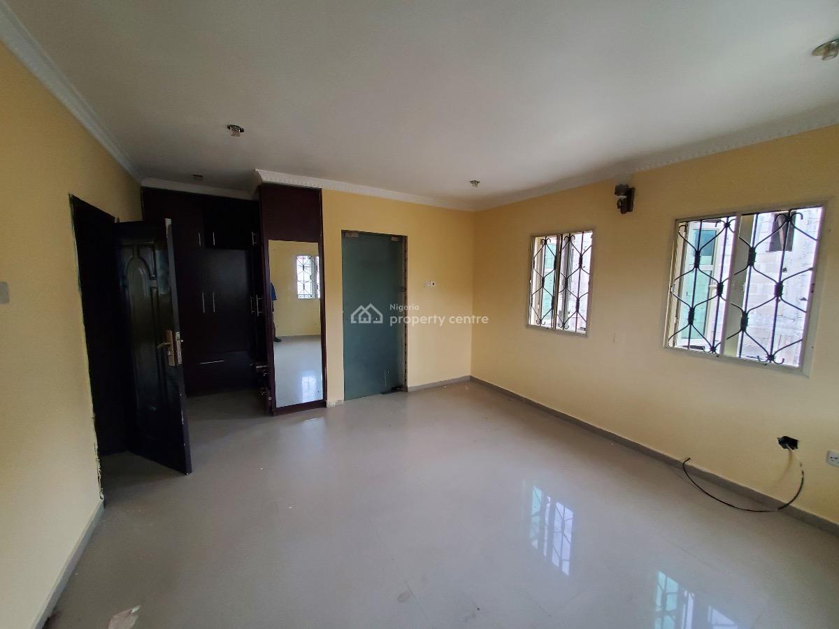 Tastefully Built & Newly Renovated 3-bedroom Apartment, Canaan Estate, Sangotedo, Ajah, Lagos, Flat / Apartment for Rent