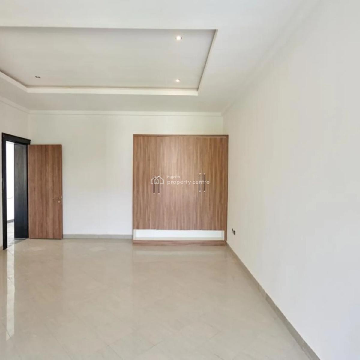 4bedrooms Luxurious Terrace Duplex with 2 Living Rooms, 1 Bq, 4 Car, Maitama District, Abuja, House for Rent