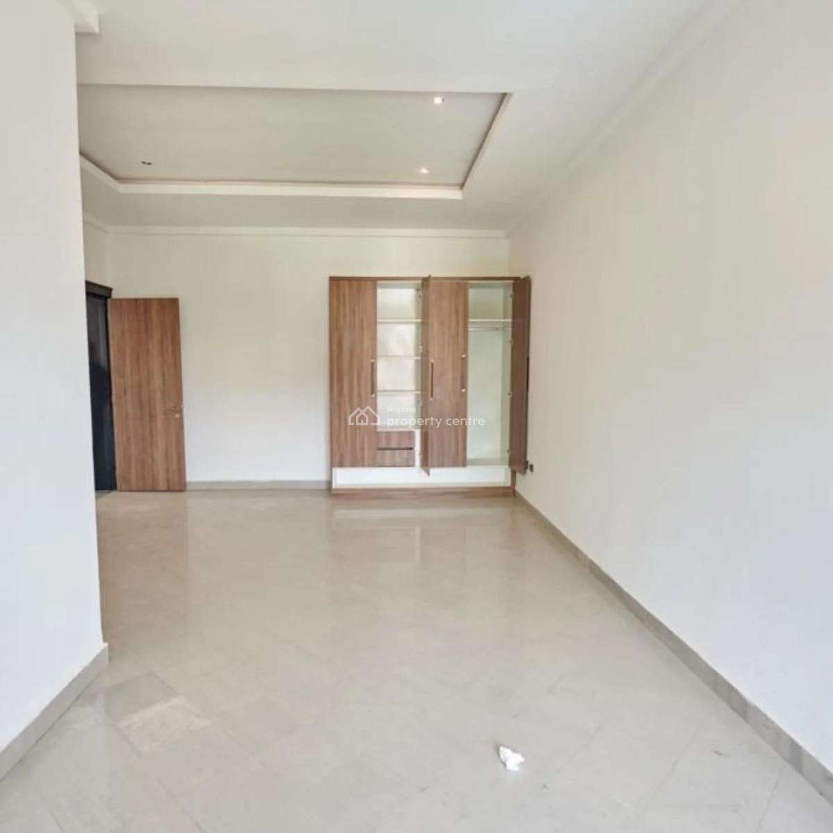 4bedrooms Luxurious Terrace Duplex with 2 Living Rooms, 1 Bq, 4 Car, Maitama District, Abuja, House for Rent