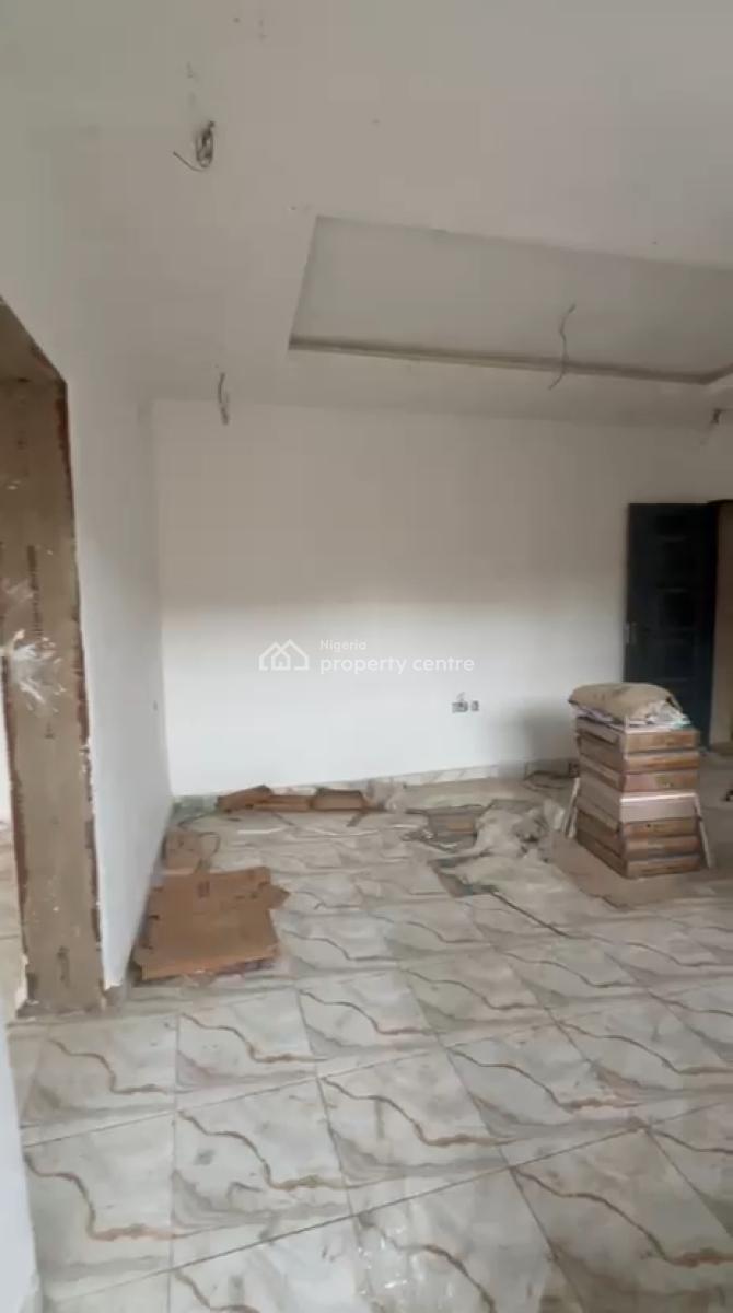 Neat One Bedroom Apartment, Bajulaiye Road, Shomolu, Lagos, Flat / Apartment for Rent