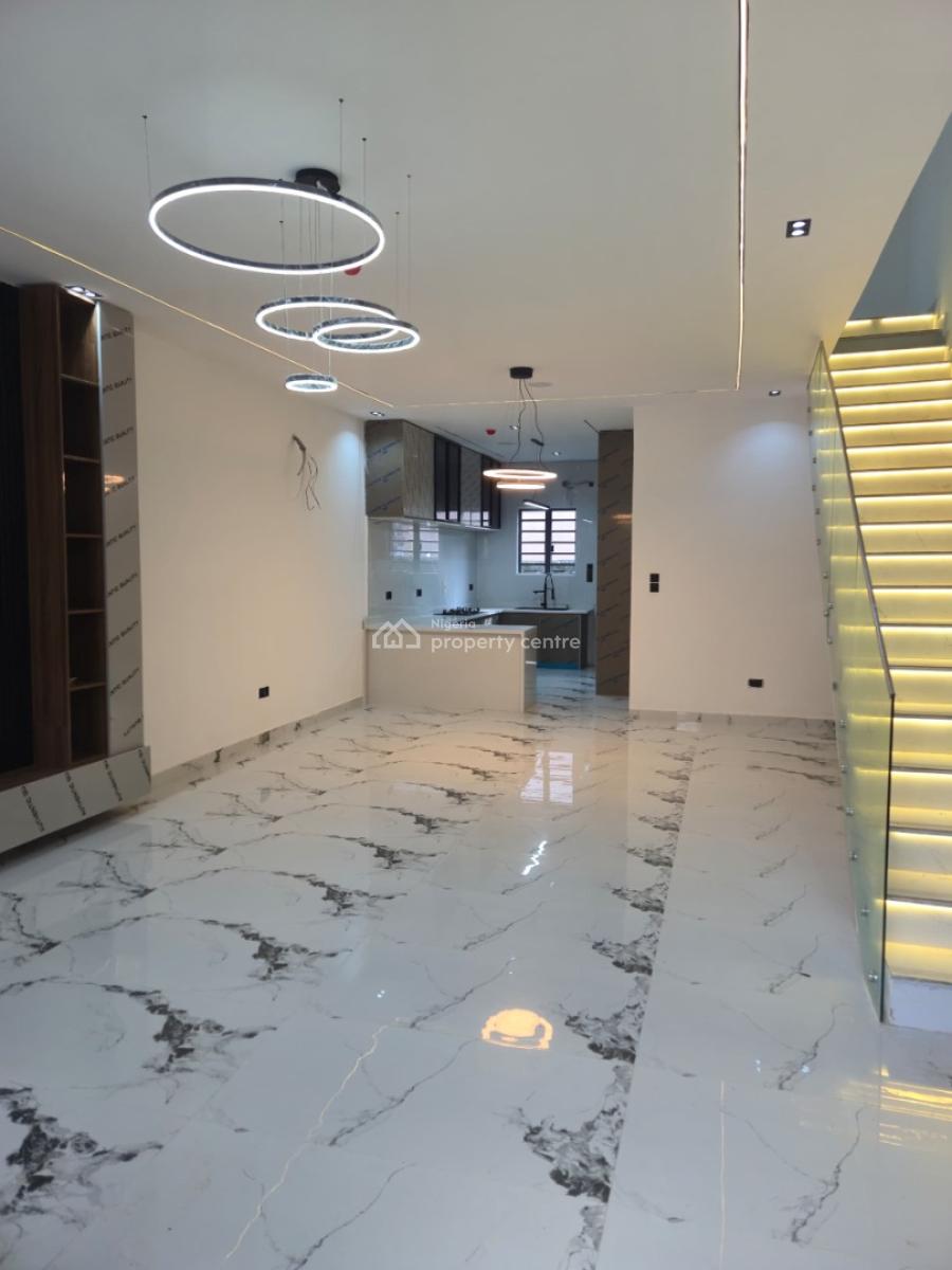 Exquisitely Built 4-bedroom Terrace Duplex with a Bq, Lekki Phase 1 (off Admiralty Rd), Lekki Phase 1, Lekki, Lagos, Terraced Duplex for Sale