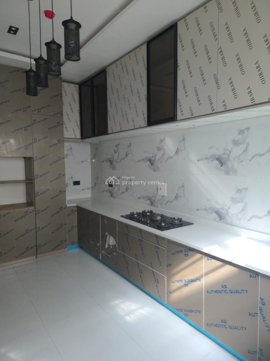 Exquisitely Built 4-bedroom Terrace Duplex with a Bq, Lekki Phase 1 (off Admiralty Rd), Lekki Phase 1, Lekki, Lagos, Terraced Duplex for Sale