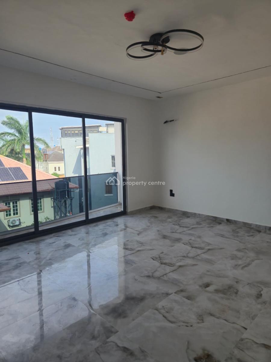 Exquisitely Built 4-bedroom Terrace Duplex with a Bq, Lekki Phase 1 (off Admiralty Rd), Lekki Phase 1, Lekki, Lagos, Terraced Duplex for Sale