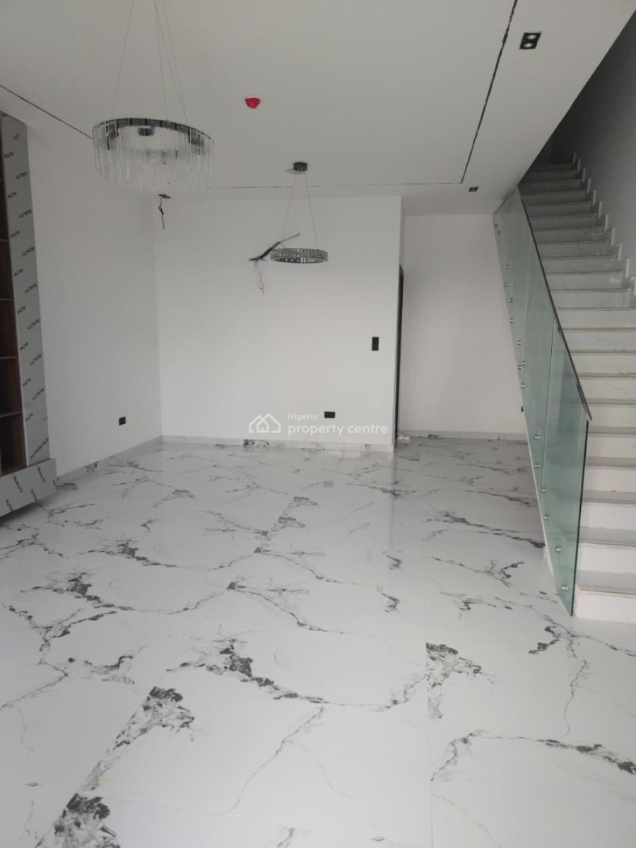 Exquisitely Built 4-bedroom Terrace Duplex with a Bq, Lekki Phase 1 (off Admiralty Rd), Lekki Phase 1, Lekki, Lagos, Terraced Duplex for Sale