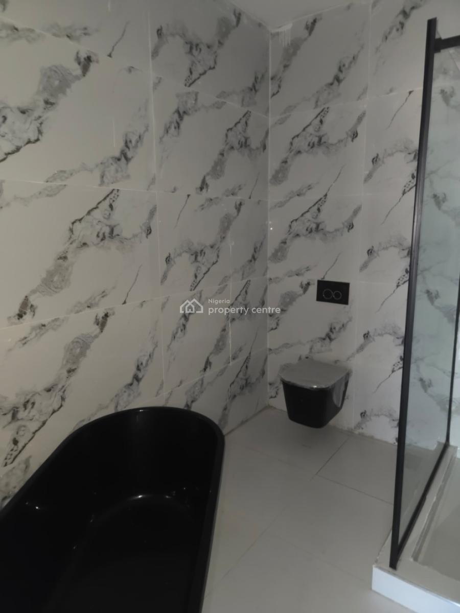 Exquisitely Built 4-bedroom Terrace Duplex with a Bq, Lekki Phase 1 (off Admiralty Rd), Lekki Phase 1, Lekki, Lagos, Terraced Duplex for Sale