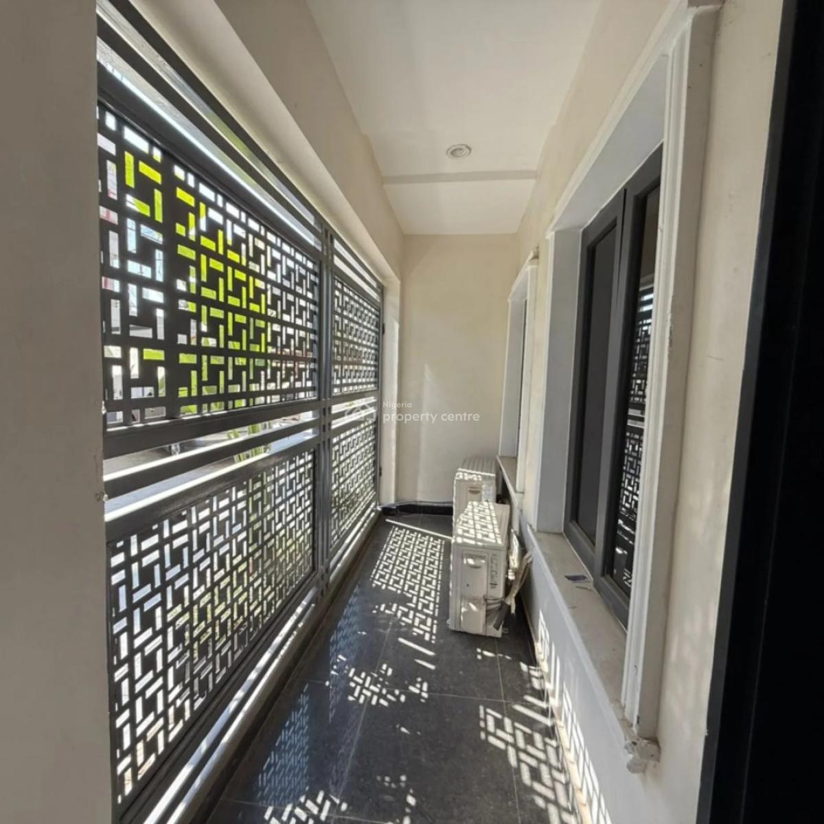 6 Units of 3 Bedroom Apartment and 2 Units of 1 Bedroom Apartment.  I, Wuse 2, Abuja, Flat / Apartment for Sale