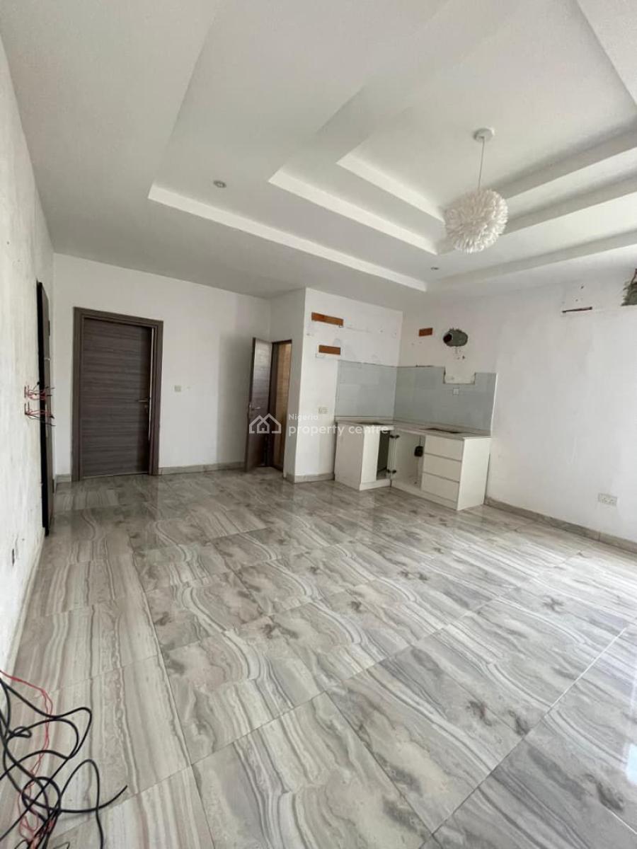 Spacious Miniflat with Visitors Toilet and Open Plan Kitchen, Chevron, Lekki, Lagos, Mini Flat (room and Parlour) for Rent