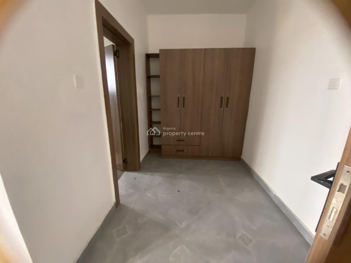 Luxury 4-bedroom Terraced Apartment with Bq., Lekki Phase 1, Lekki, Lagos, Terraced Duplex for Rent