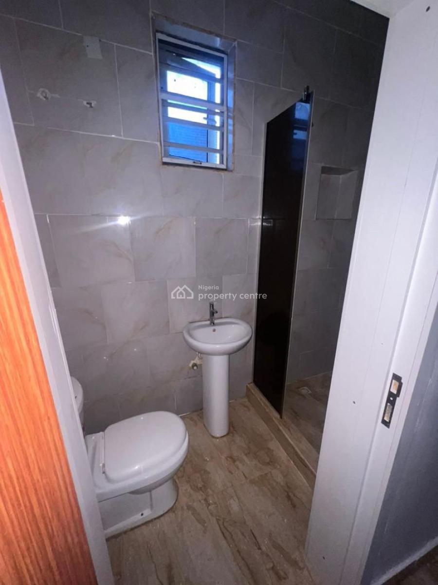 Big Room Downstairs in a Shared Duplex, Orchid, Lekki, Lagos, Flat / Apartment for Rent