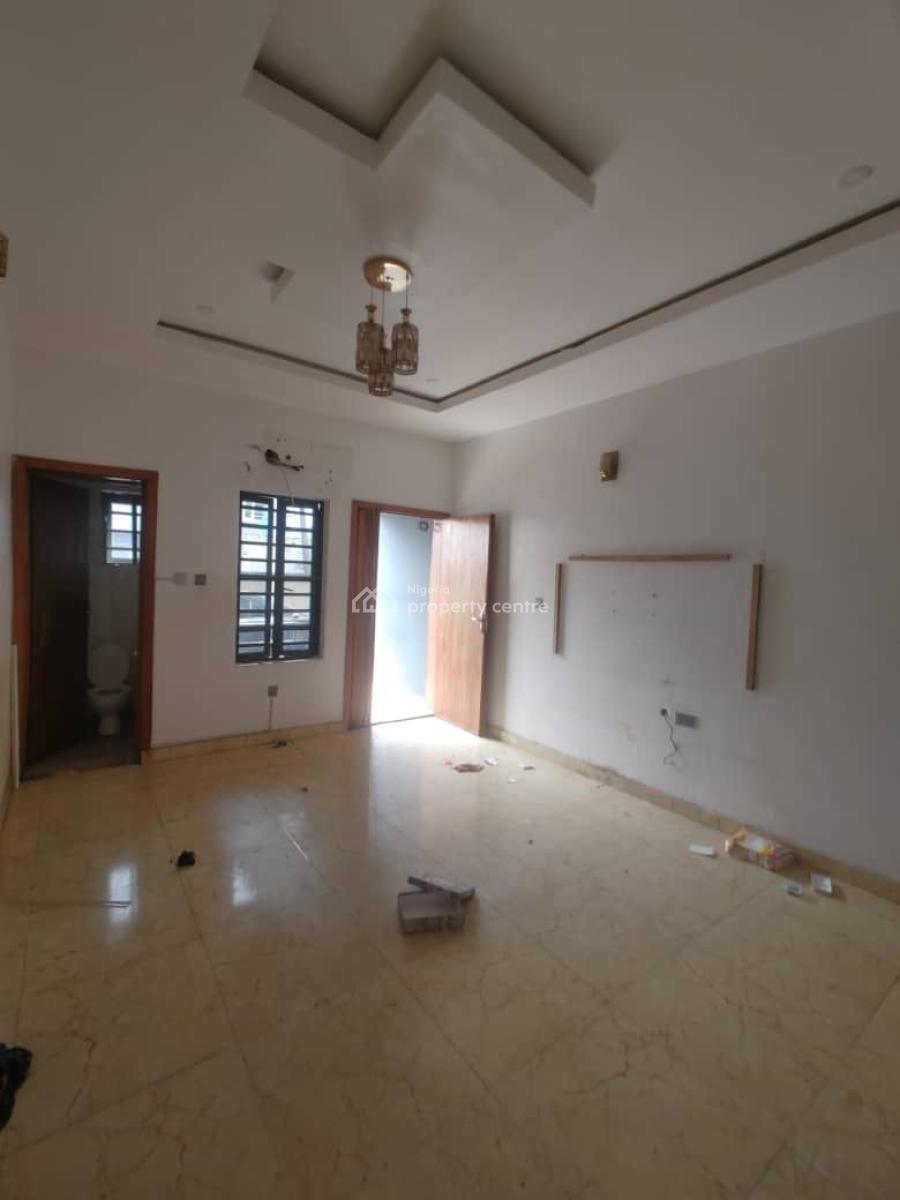 2 Bedroom Flat Apartment in an Estate Close to Expressway, Sangotedo Ajah Lagos, Sangotedo, Ajah, Lagos, Flat / Apartment for Rent
