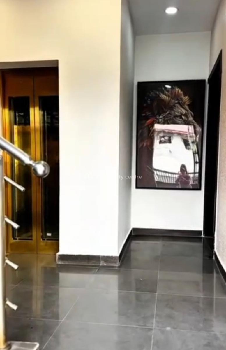 Fully Serviced 3 Bedrooms with Bq and 2 Bedrooms ) Elevator Cctv, Lekki Phase 1, Lekki Phase 1, Lekki, Lagos, Flat / Apartment for Sale