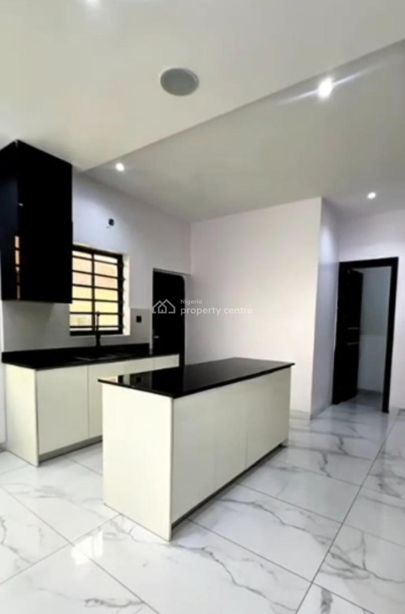 Fully Serviced 3 Bedrooms with Bq and 2 Bedrooms ) Elevator Cctv, Lekki Phase 1, Lekki Phase 1, Lekki, Lagos, Flat / Apartment for Sale