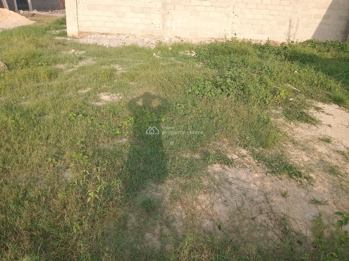 ¼ Plot Dry Land, Ogombo, Ajah, Lagos, Residential Land for Sale