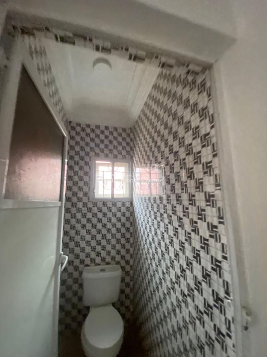 Spacious 2 Bedroom Apartment Upstairs, Sangotedo Ajah Lagos, Sangotedo, Ajah, Lagos, Flat / Apartment for Rent