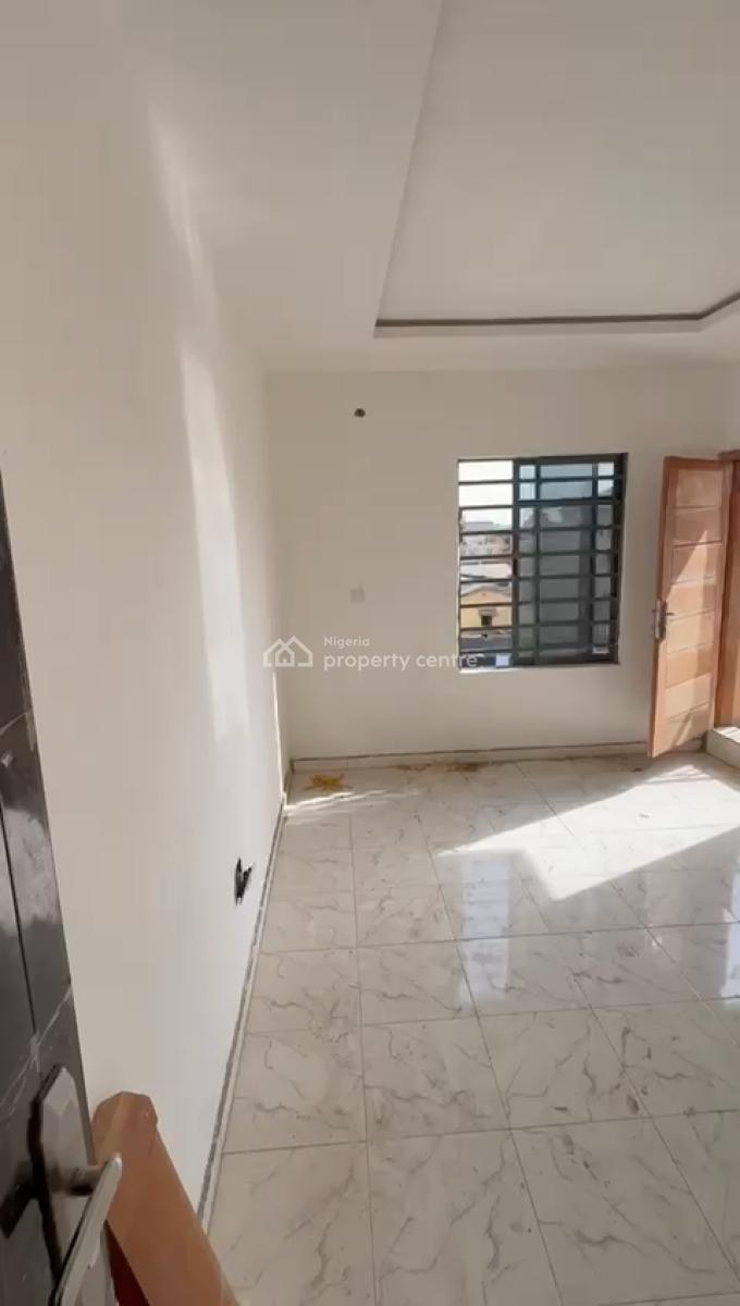 Clean Miniflat Upstairs, Akoka, Yaba, Lagos, Mini Flat (room and Parlour) for Rent