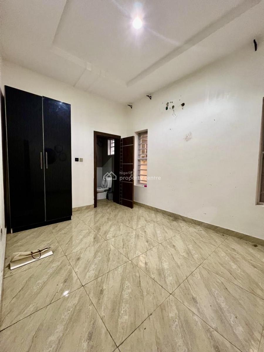 Cleans Downstairs in Serene Surroundings, Orchid Road By 2nd Avenue Toll Gate, Lekki, Lagos, Flat / Apartment for Rent