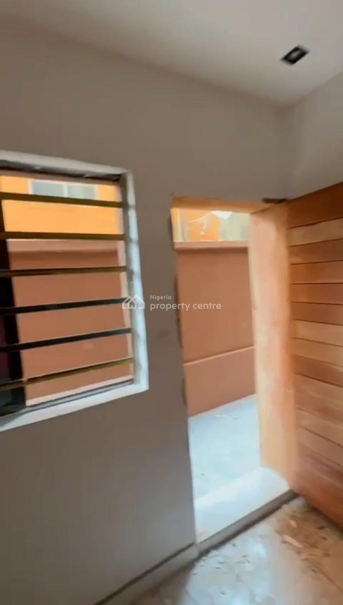 Nicely Built Roomself Contained, Akoka, Yaba, Lagos, Self Contain (single Rooms) for Rent