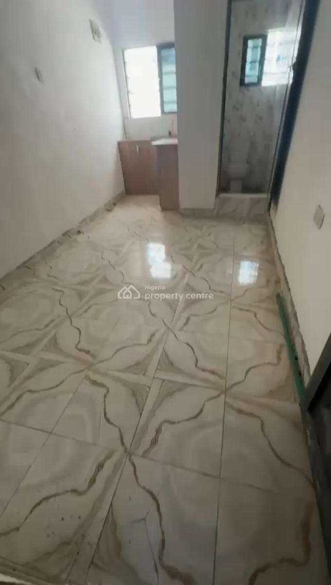 Newly Built Room Self Contained, Shomolu, Lagos, Self Contain (single Rooms) for Rent