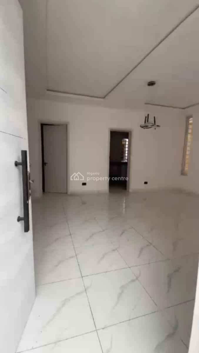 4bedrooms Semi Detached Duplex for Distress, Gra, Ikota, Lekki, Lagos, Terraced Duplex for Sale