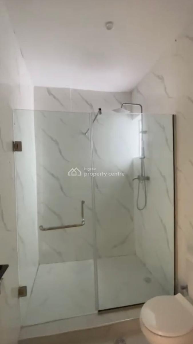 4bedrooms Semi Detached Duplex for Distress, Gra, Ikota, Lekki, Lagos, Terraced Duplex for Sale