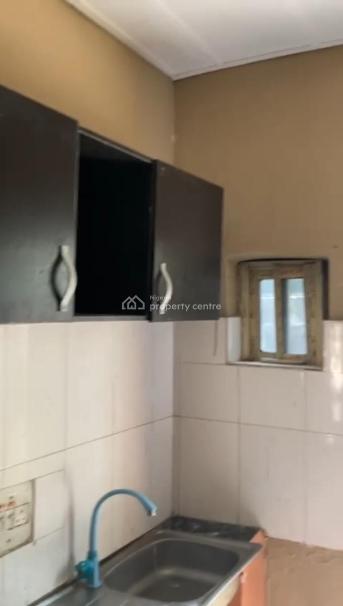 Well Maintained 2bedeoom Flat, Newroad Gbetu, Awoyaya, Ibeju Lekki, Lagos, Flat / Apartment for Rent