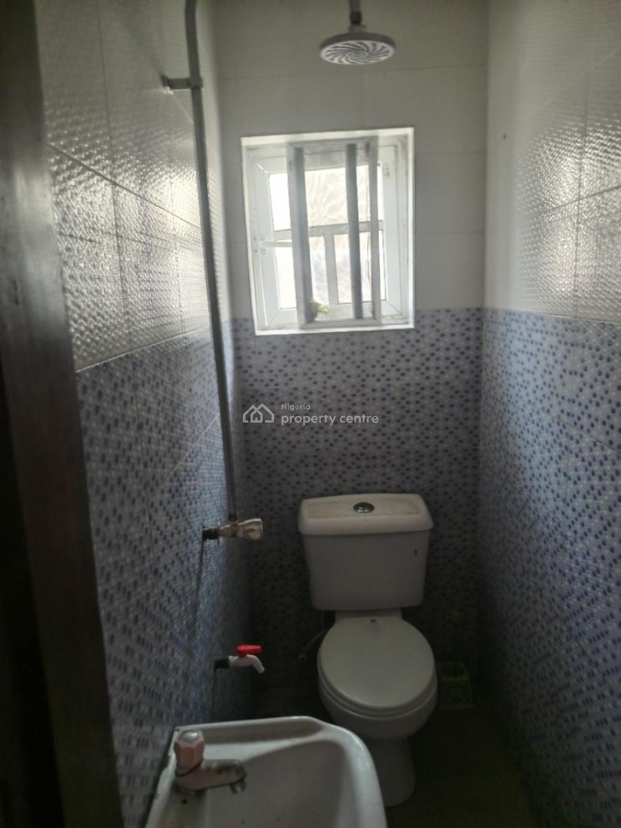 Portable 2 Bedroom Apartment in an Estate and Very Close to The Expres, Bogije, Ibeju Lekki, Lagos, House for Rent