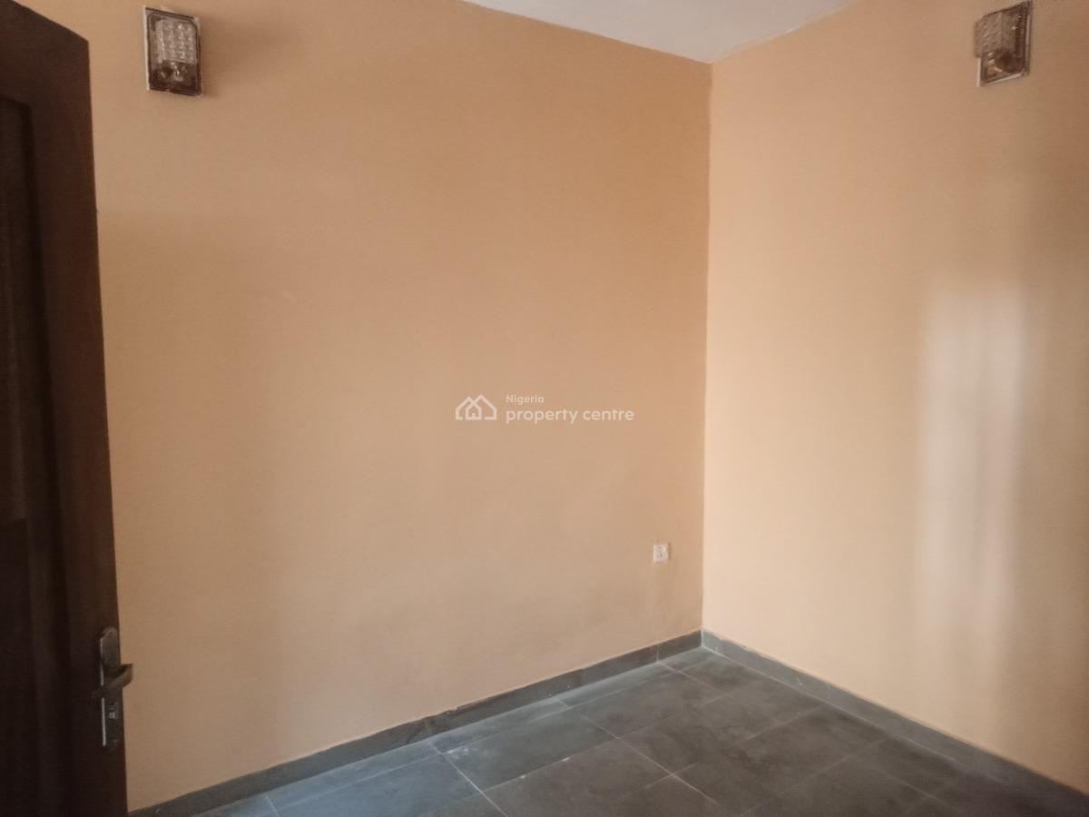 Portable 2 Bedroom Apartment in an Estate and Very Close to The Expres, Bogije, Ibeju Lekki, Lagos, House for Rent
